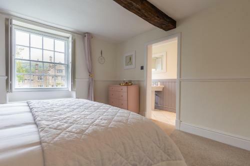 Grade II Listed House Near Chatsworth
