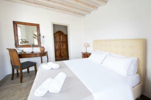 Mykonos Princely Villas - Poolside Luxury Retreats