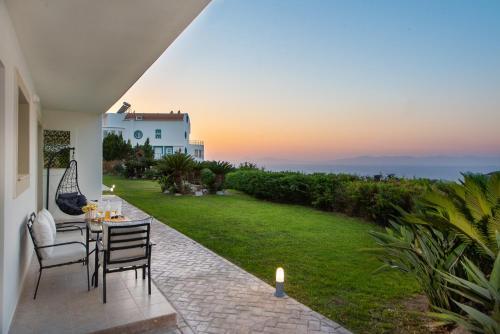 Island Hills Sea View Suite 1