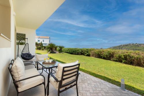 Island Hills Sea View Suite 1