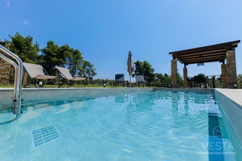 Stone Loft Villa (a) With Private Swimming Pool