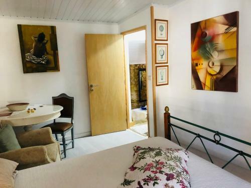 P� Do Castelo - 2 Rooms, Breakfast & Garage