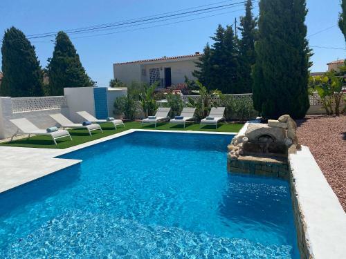 Gorgeous Newly Renovated Villa In Calpe
