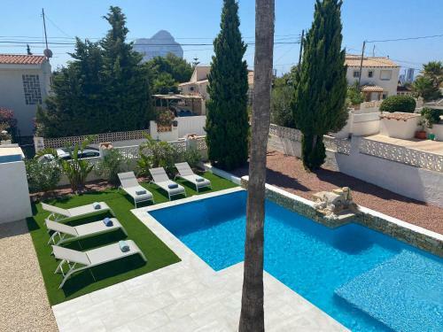 Gorgeous Newly Renovated Villa In Calpe