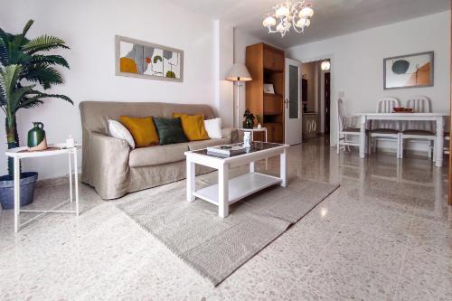 Nkalawe � Bright Apartment