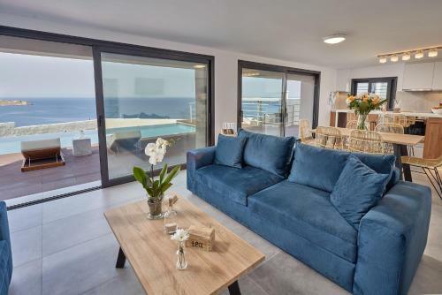 Blue Armonia Villa With Heated Pool