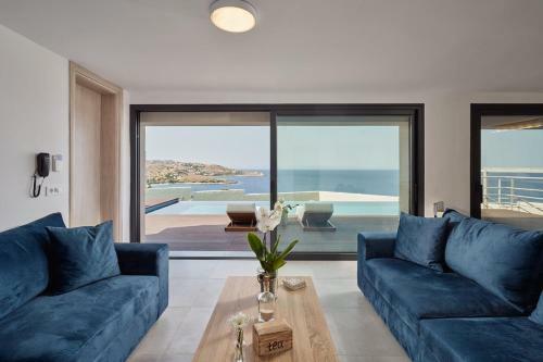 Blue Armonia Villa With Heated Pool