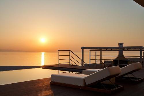 Blue Armonia Villa With Heated Pool