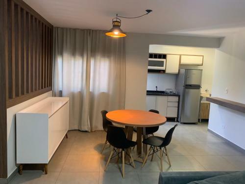Apartamento Loft Com Estacionamento 400 Metros Da Praia