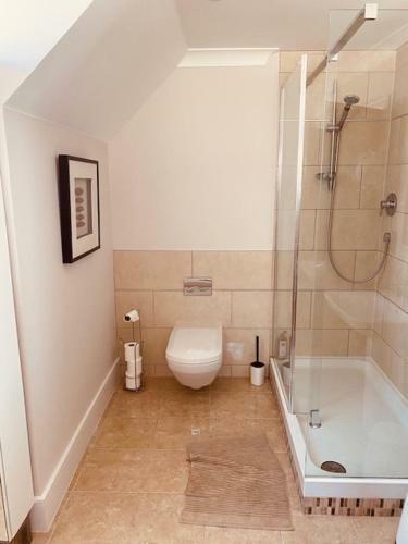 Town House In Prime Beachfront Location. Sea Views