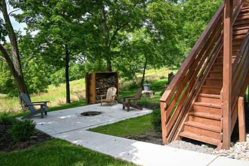 The Sunset Cottage By Ark - Lovely 3-bedroom Home
