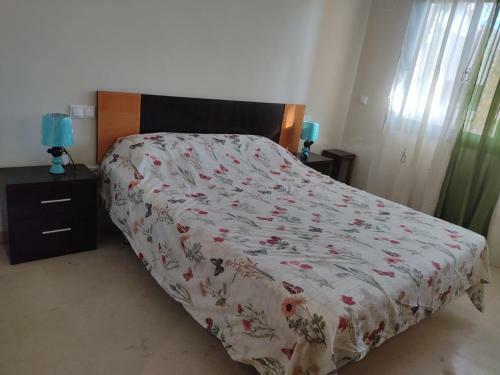 Apartamento De 2 Habitaciones Con Piscina Comunitaria
