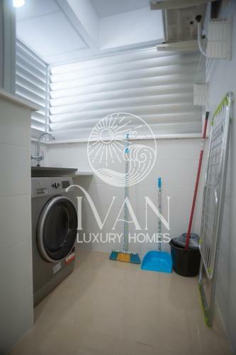 Apartamento Casa Eveline - Ivan Luxury Homes - 3�pta - Sur - 1� L�nea De Playa