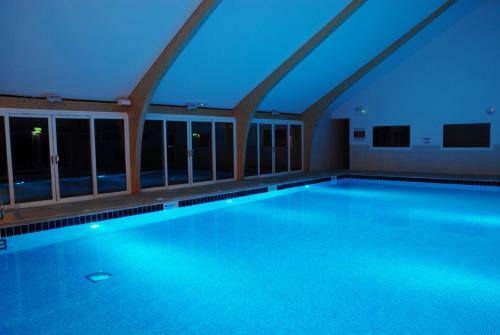 Waters Edge On Retallack Resort- Private Hot Tub