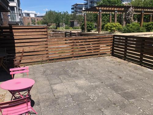 Stunning Former Showhome Apartment - Sleeps Up To 4