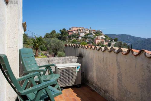 Air-conditioned Panoramic View Villa With Above Ground Pool