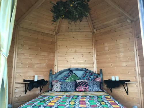 Poppy Wooden Glamping Pod