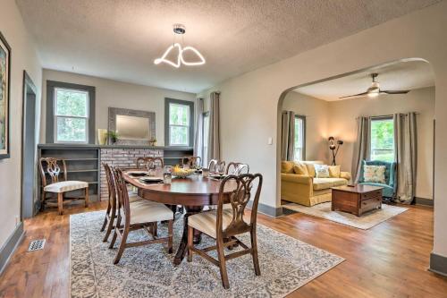 Classy Home With Enclosed Sunroom, Walk To Town