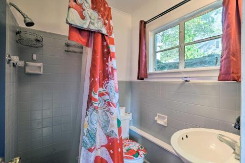 Apartamento Themed Rockaway Beach Studio With Lake View!