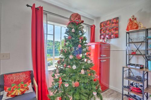 Apartamento Themed Rockaway Beach Studio With Lake View!