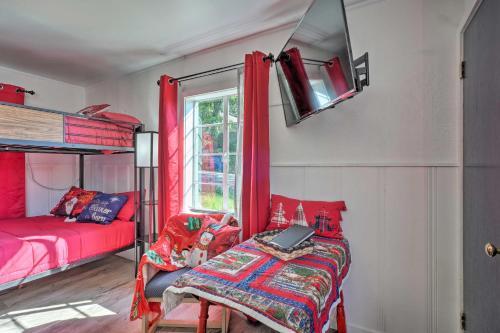 Apartamento Themed Rockaway Beach Studio With Lake View!