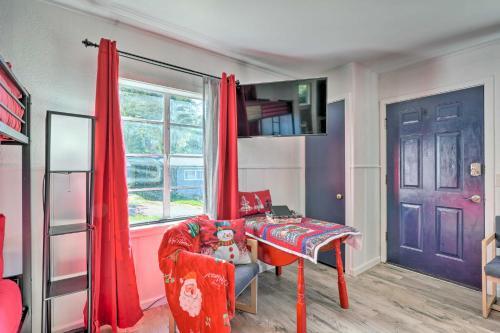 Apartamento Themed Rockaway Beach Studio With Lake View!