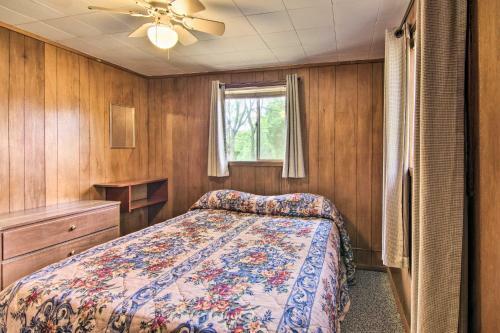 Classic Cabin On Table Rock Lake, Pool Access