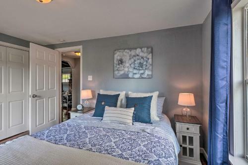 Lakeside Cottage With Patio About 11 Mi To Branson!