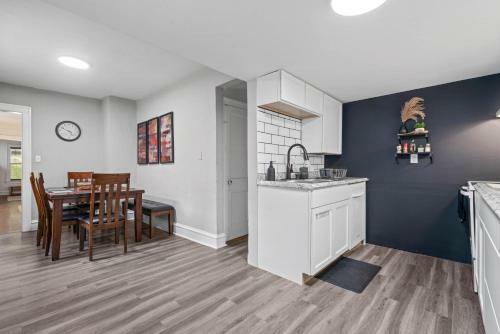 Beautiful Historic Full Home 10 Minutes From Everything