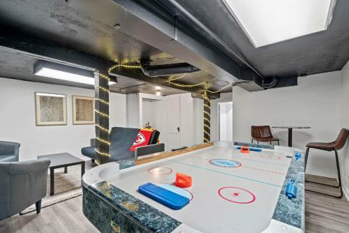 Beautiful Historic Full Home 10 Minutes From Everything