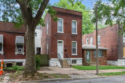 Comforts Cheerful 3 Bedroom In St Louis