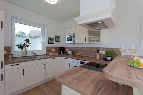 Villa Ferienhaus Alt Sallenthin 10, "meer"