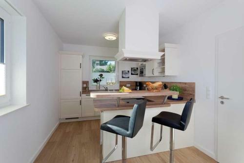 Villa Ferienhaus Alt Sallenthin 10, "meer"