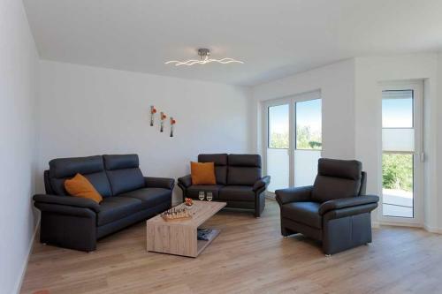 Villa Ferienhaus Alt Sallenthin 10, "meer"