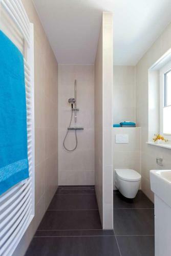 Villa Ferienhaus Alt Sallenthin 10, "meer"