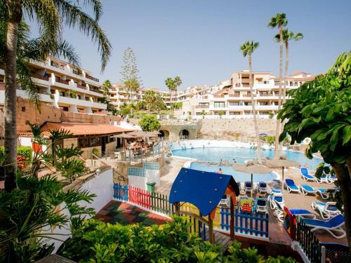 Apartamento 224 Royal Park Albatros AC Heated Pool