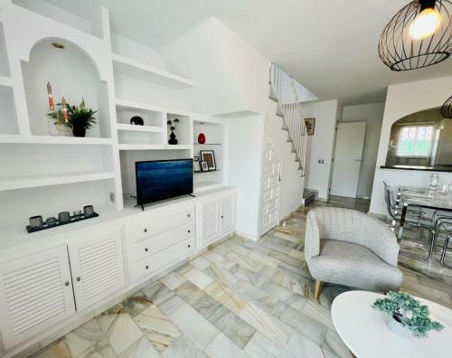 Panoramic Sea View Town House - Fuengirola