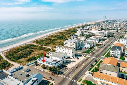 Apartamento Beautiful Brigantine Condo - Walk To Beach!