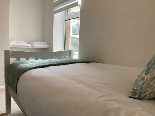 Tynwald Beachside Town House, West Kirby By Rework Accommodation