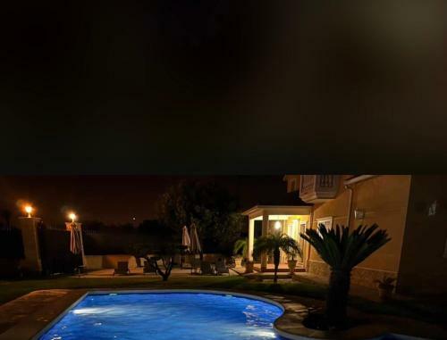 Apartamento Atico En Villa De Lujo