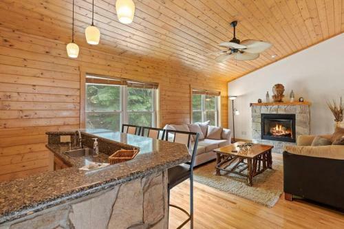 New! Blueberry Meadows In Beech Mountain