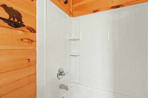 Buckeye Chuck Rustic & Cozy Family Mtn Home