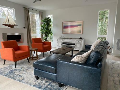 Entire Home Close To Boa Stadium & City