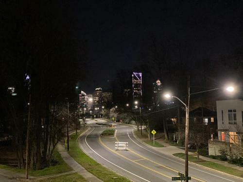 Entire Home Close To Boa Stadium & City
