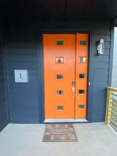 Entire Home Close To Boa Stadium & City