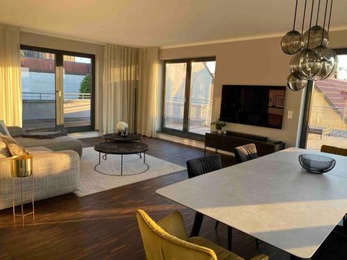 Apartamento Exklusive Penthouse-wohnung Im Herzen Rostocks