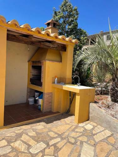 Agradable Casa Rural Con Piscina En La Vi�uela