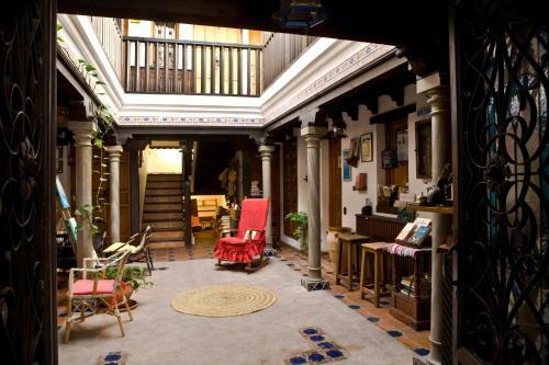 Hotel La Casa Con Libros