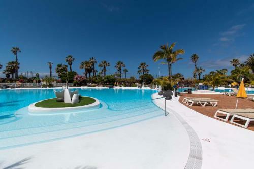 Apartamento Parque Santiago IV 202 - Two Bed With Sea And Pool View