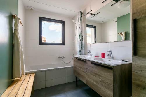 Hamac Suites / La Fid�sienne / Luxe / Pool / Clim